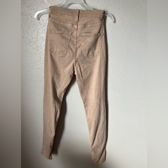 Nude Distressed High Waisted Vibrant Skinny Jean size 9(w28) - Picture 4 of 5